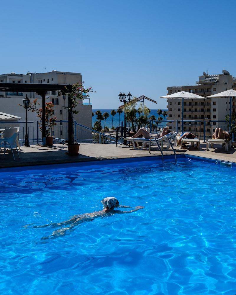 Atrium Zenon Hotel Apartments Larnaca Exteriér fotografie